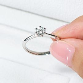 Solitaire Moissanite Ring ( Plain Band)